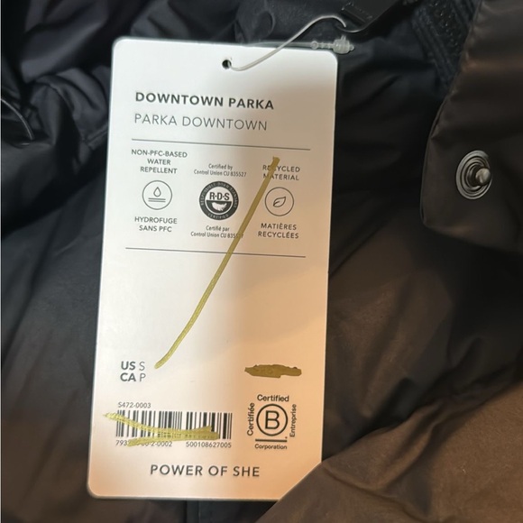 Athleta Downtown Puffer Parka // Black - Picture 10 of 15
